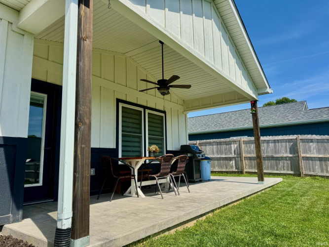 Listing Image 24