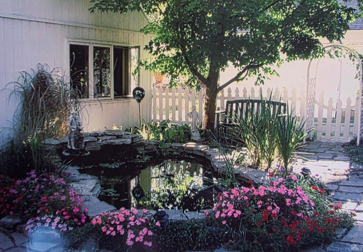 Listing Image 19