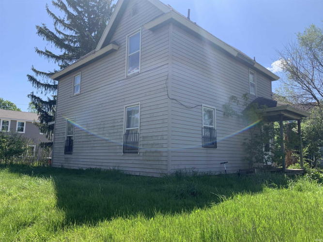Listing Image 13
