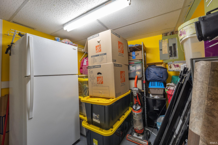 Listing Image 13