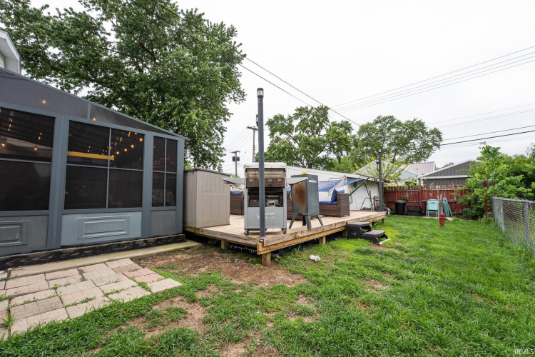 Listing Image 16
