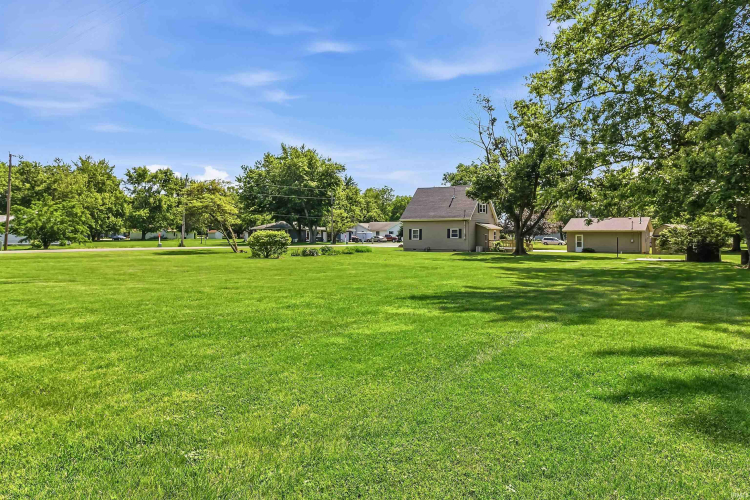 Listing Image 32