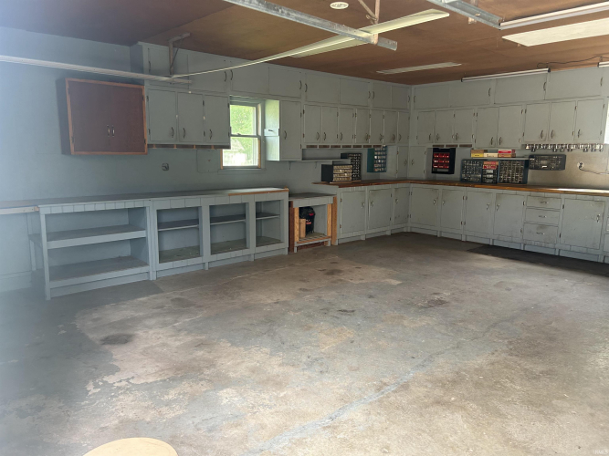 Listing Image 37