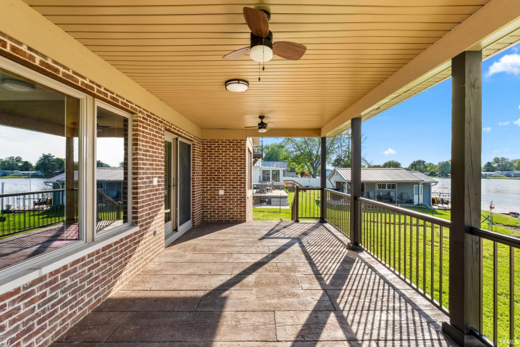 Listing Image 14