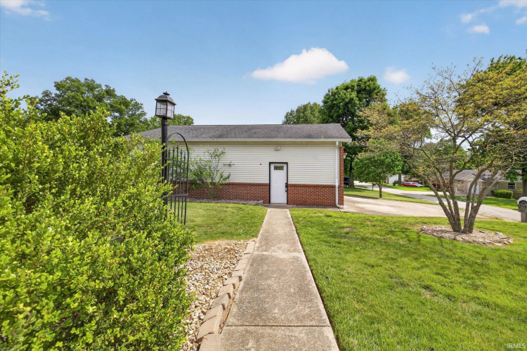 Listing Image 31