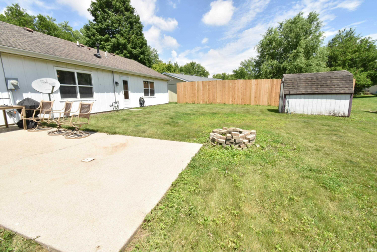 Listing Image 8