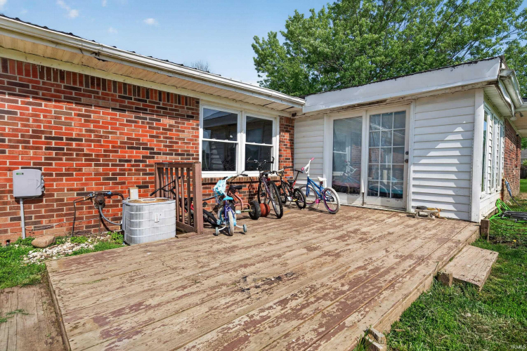 Listing Image 24