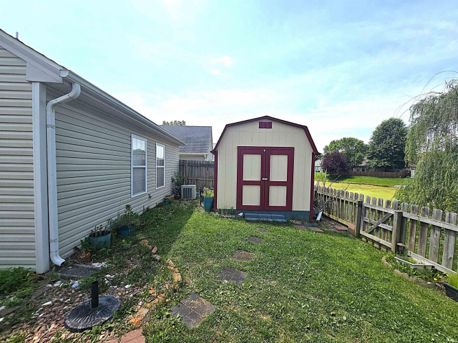 Listing Image 11