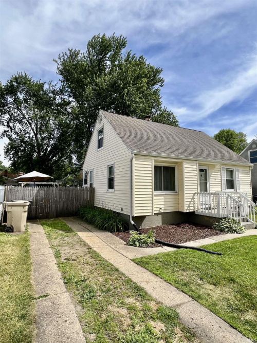 Listing Image 19