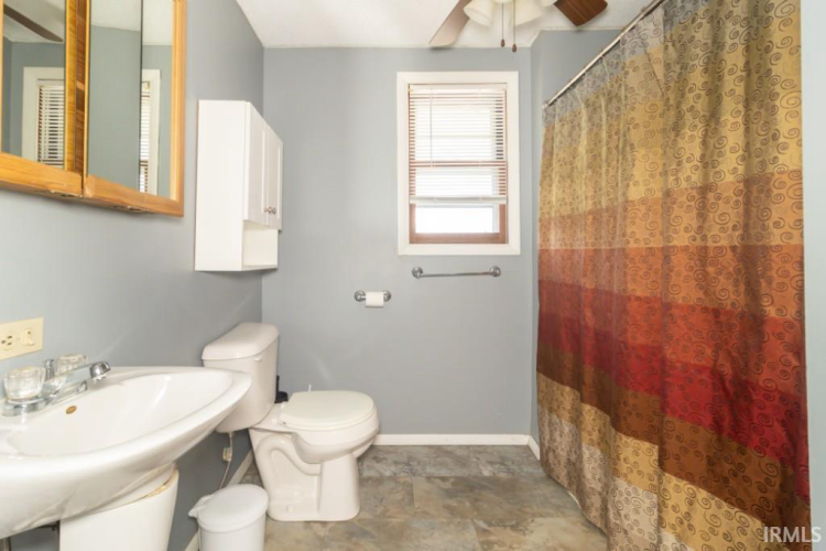 Listing Image 31