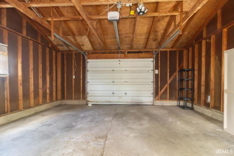 Listing Image 33