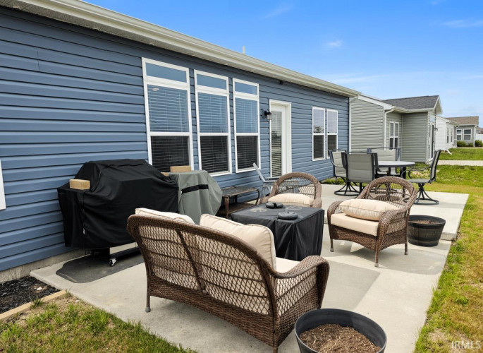 Listing Image 19
