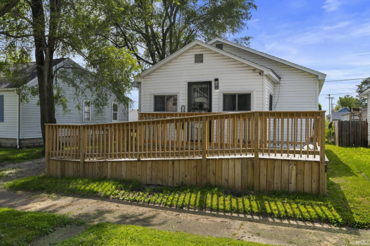 Listing Image 3