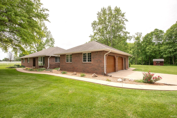 Listing Image 33
