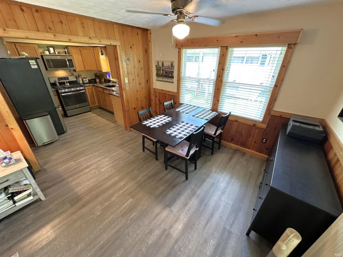 Listing Image 7