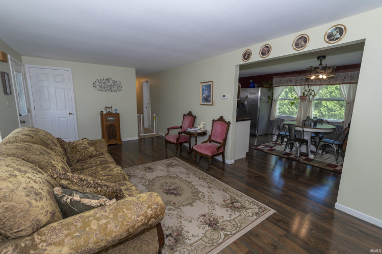 Listing Image 21