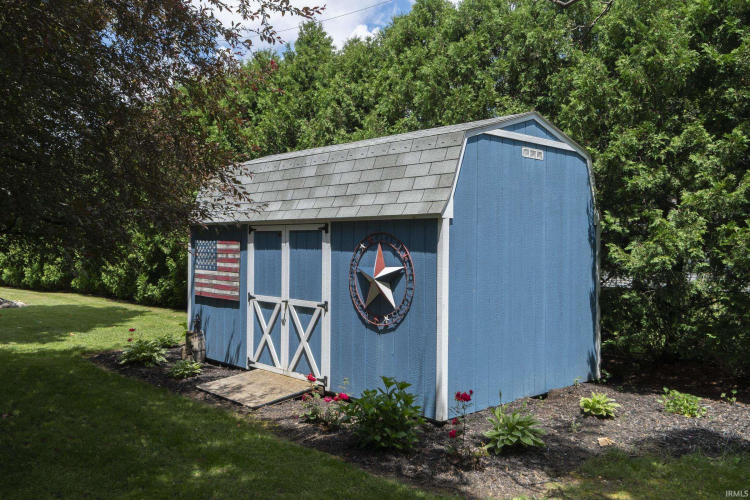Listing Image 10