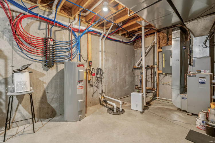 Listing Image 32