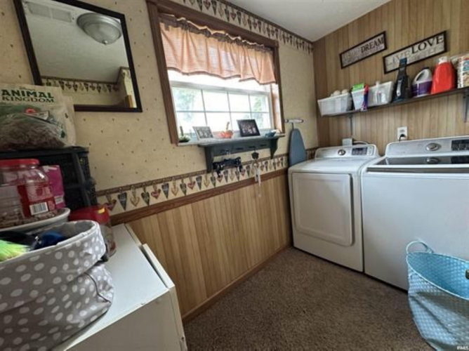 Listing Image 17