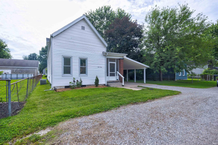 Listing Image 3