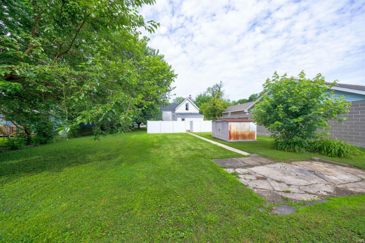 Listing Image 36