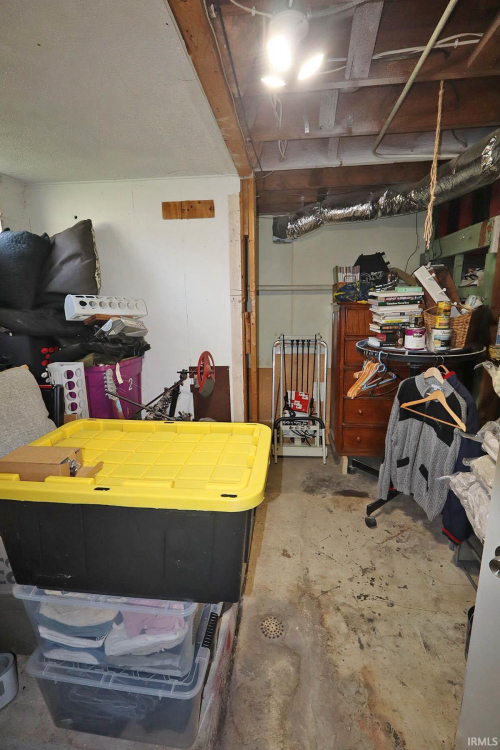 Listing Image 33