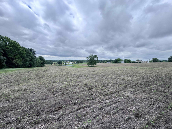 Listing Image 16