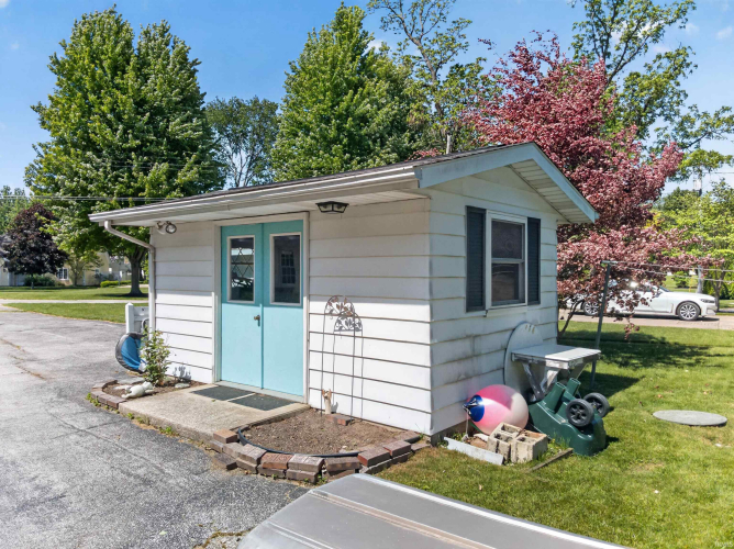 Listing Image 13