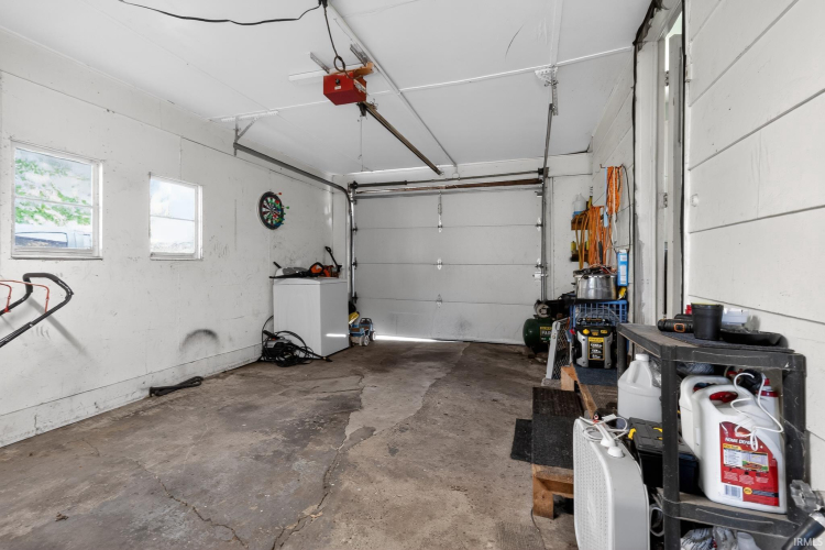 Listing Image 28