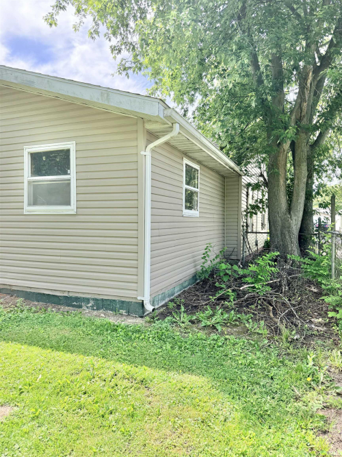 Listing Image 26