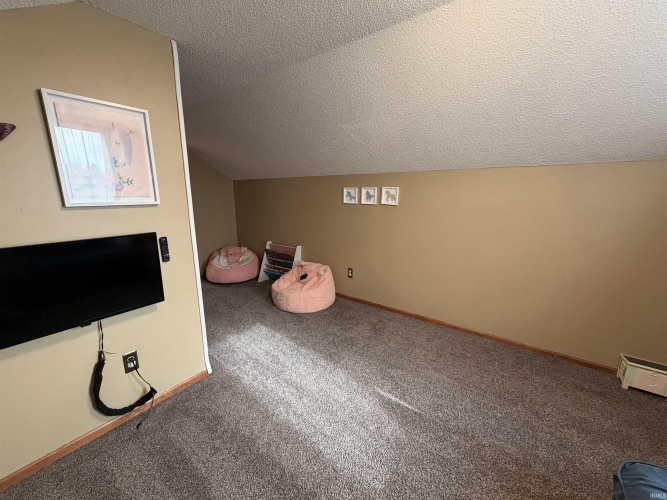 Listing Image 28