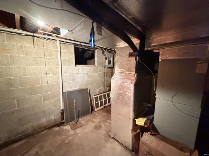 Listing Image 21