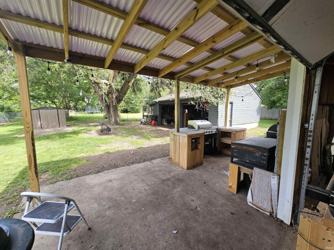 Listing Image 17