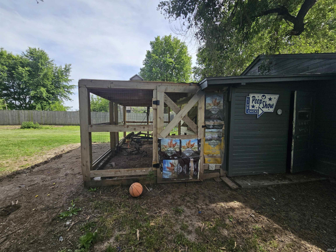 Listing Image 21