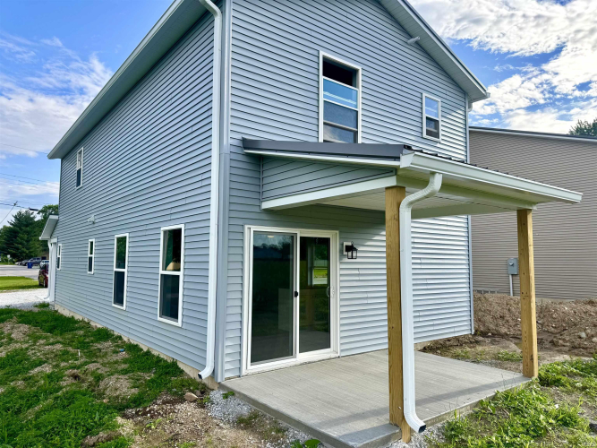Listing Image 5