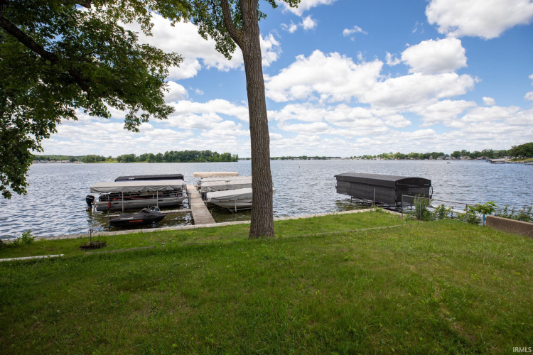 Listing Image 17