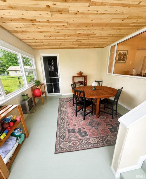 Listing Image 32