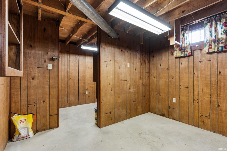 Listing Image 24
