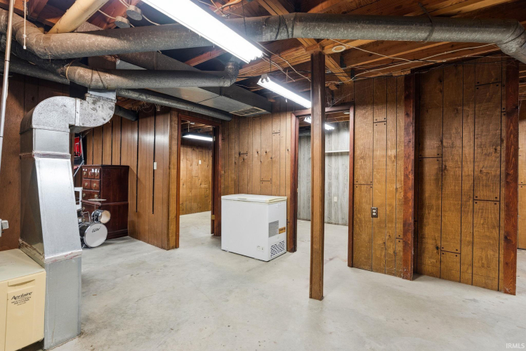 Listing Image 25