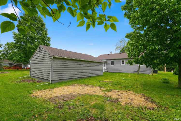 Listing Image 23