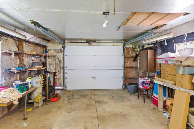 Listing Image 36