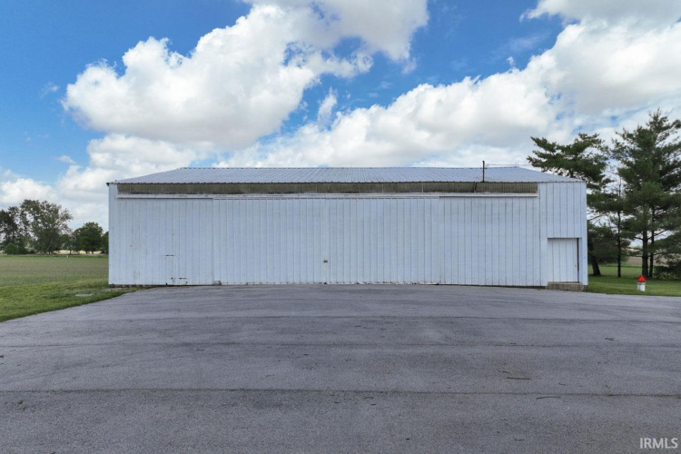 Listing Image 45