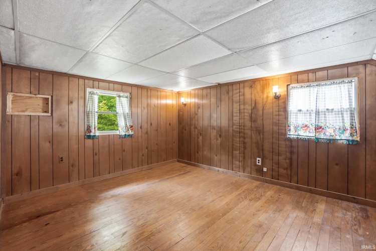 Listing Image 36