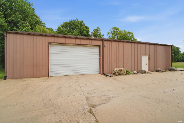 Listing Image 28