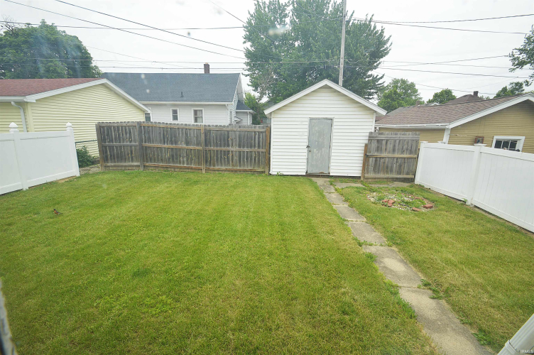 Listing Image 15