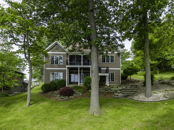 Listing Image 42