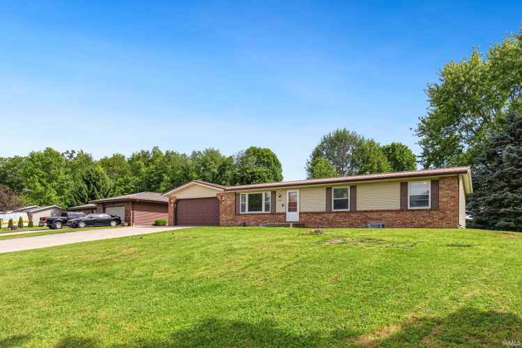 Listing Image 4