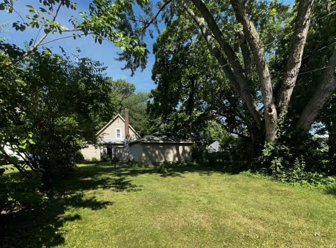 Listing Image 11