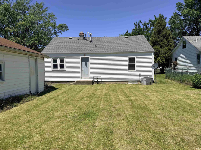 Listing Image 28