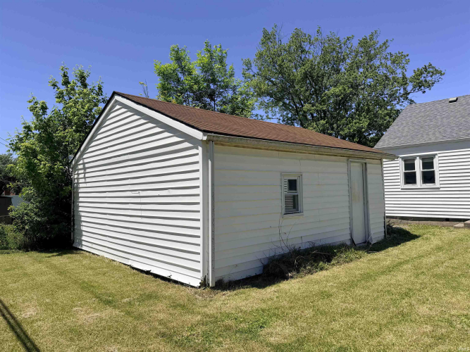 Listing Image 29